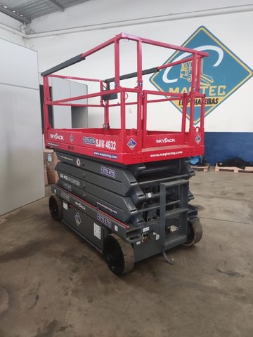 Locação de plataforma Sky Jack SJ4732 elevação 12m - Foto 2