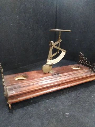 Balança antiga de correio 