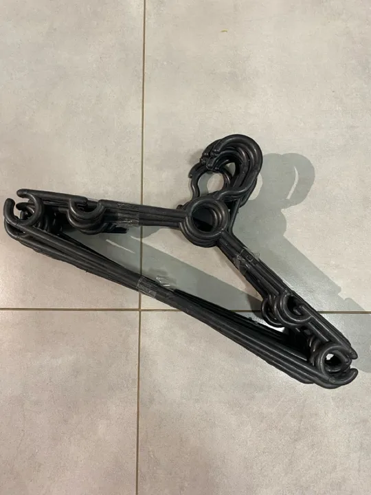 Cabides preto