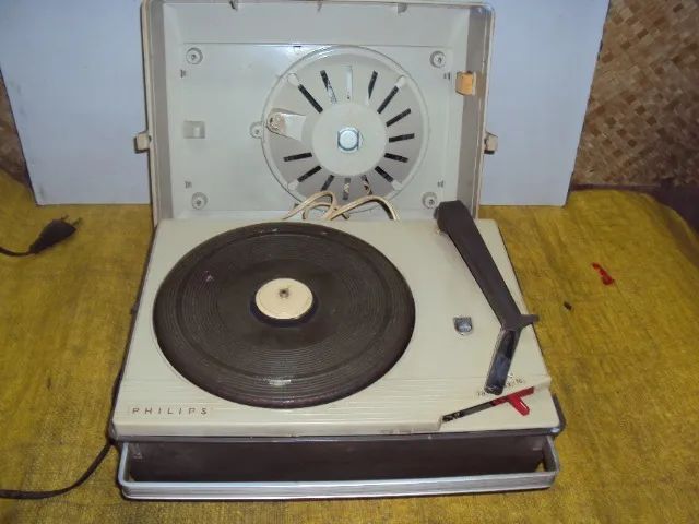 vitrolinha sonata  antiga portatil filee