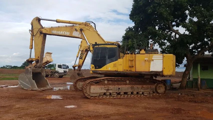 Escavadeira Komatsu PC600 - 2008 - 8000h (motor feito) - Foto 6