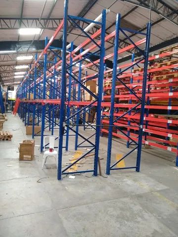 Porta palete em semi novo