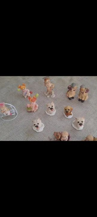 Coleção de bebês e casinhas 