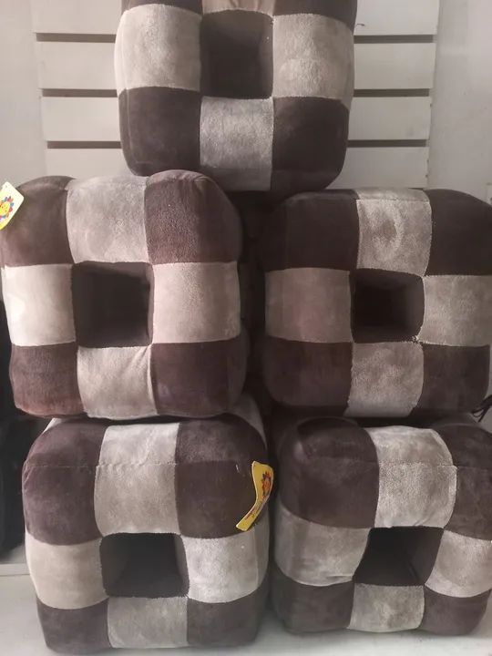 5 peças almofadas de cubo 25x25 novas  - Foto 4