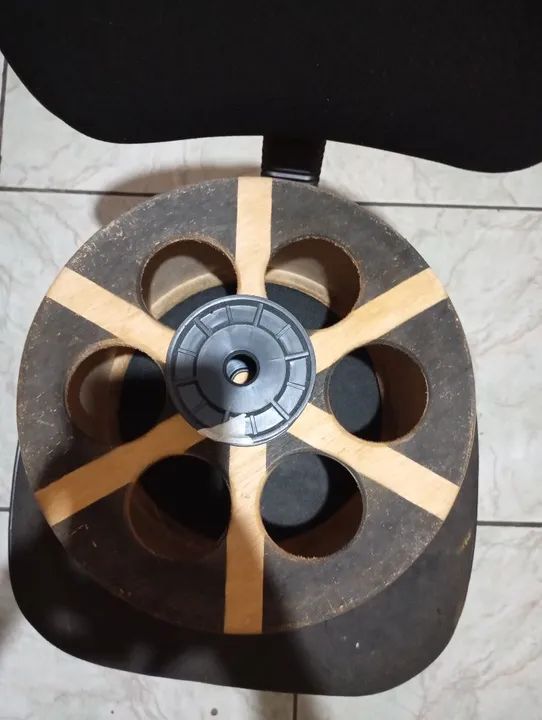 Carretilha de madeira