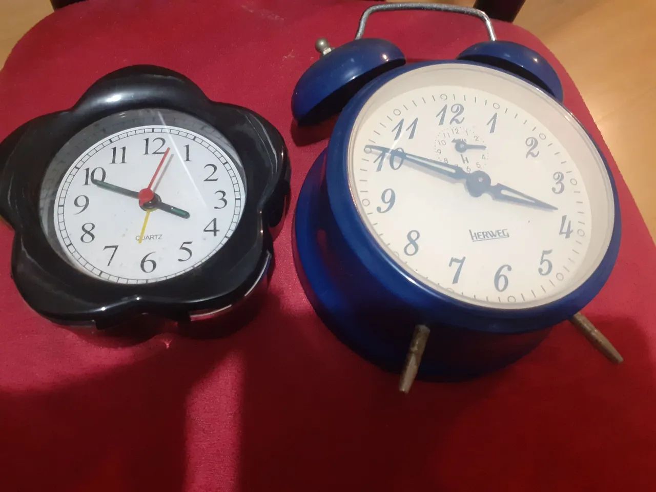 Dois Relógios Despertador Vintage - Foto 2