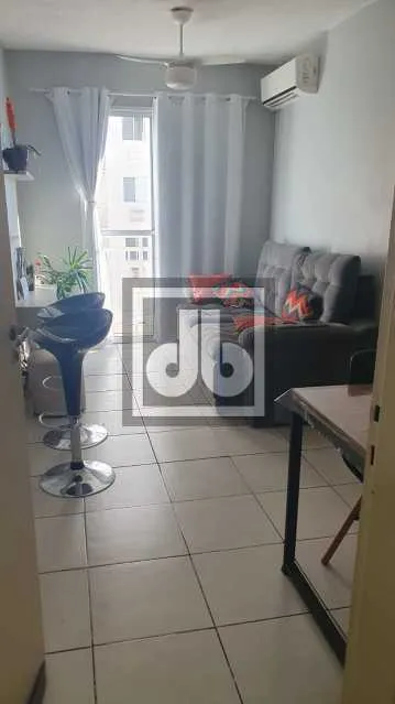 Apartamento - / Residencial / Curicica