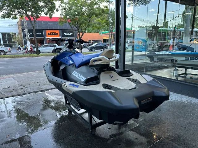 Seadoo Jet Ski  Spark Trixx 3Up - 2025 - Foto 5