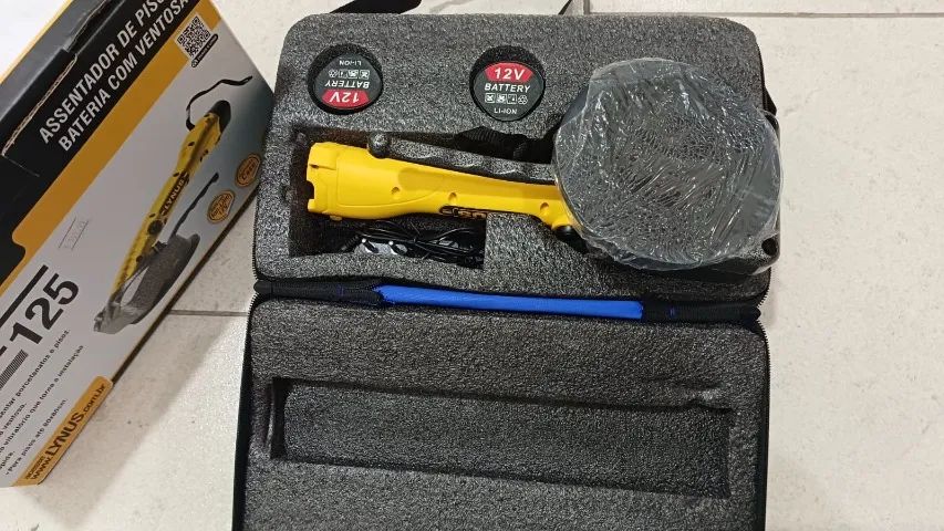 Assentador De Pisos a Bateria Super Promoção - Foto 3