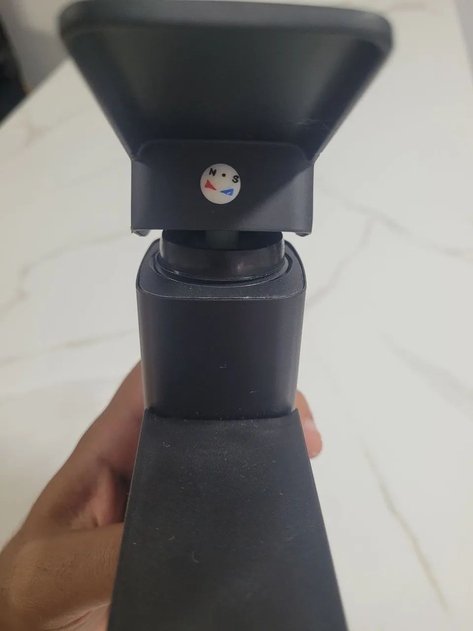 Torneira estilo moderno (dupla saída, quente e fria) - Foto 3