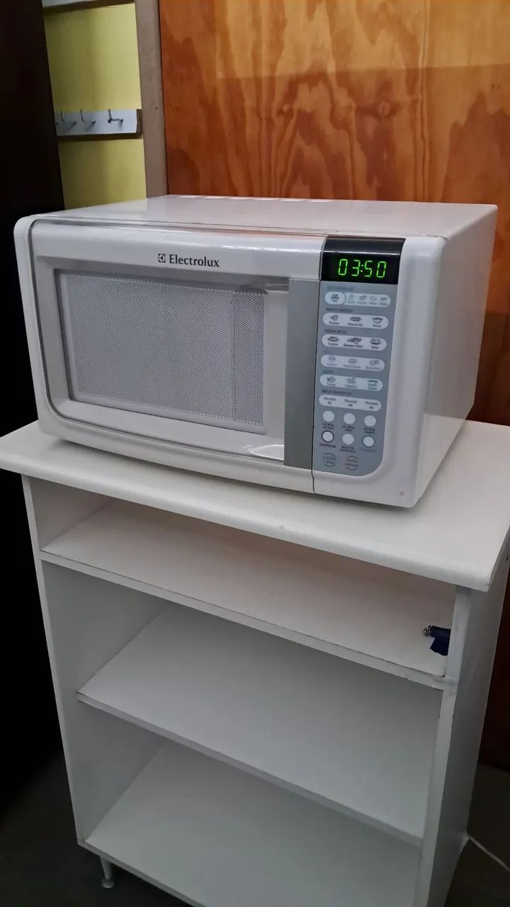 Micro-ondas Electrolux branco 23 litros , 127V.  - Foto 4