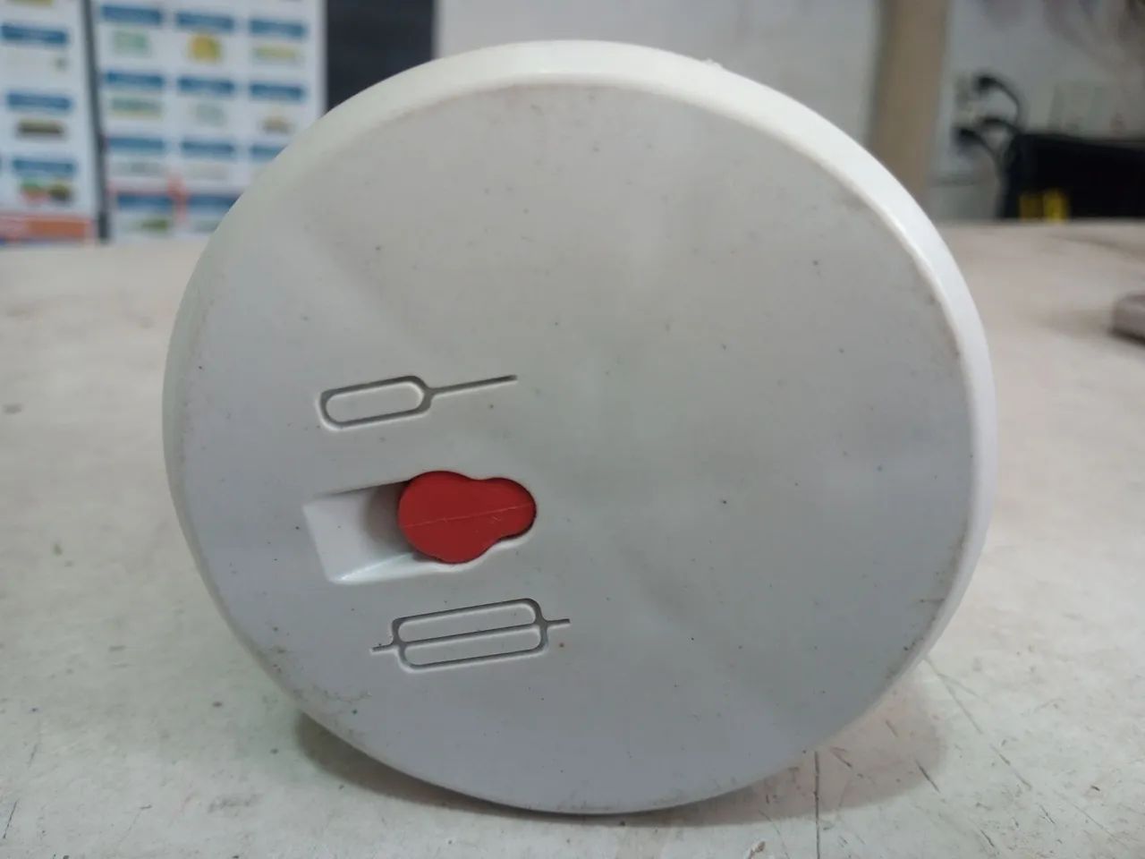 Extensor de Tomada Universal 20A/250V, FILTRO DE LINHA com 06 saídas (05 de 10A e 01 20A.) - Foto 2