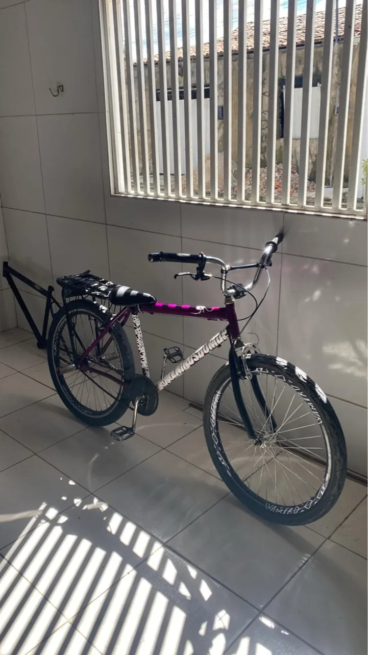 Bike montadinha aro 26 bh