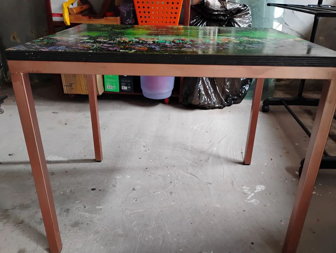 Mesa de centro ou canto com tampo floral - vintage - Foto 3
