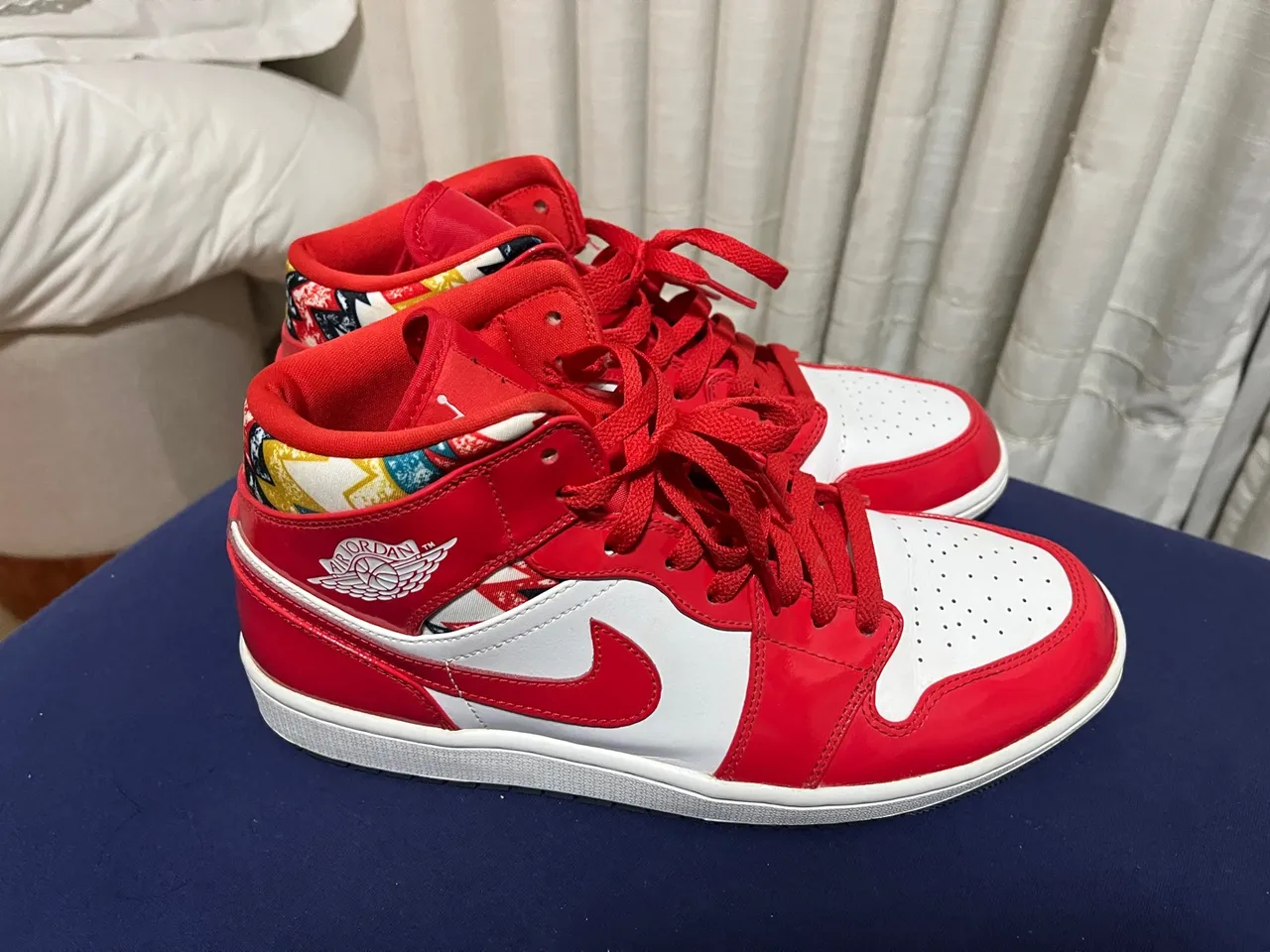 Tênis Nike air Jordan 1 Mid Barcelona Sweater Red