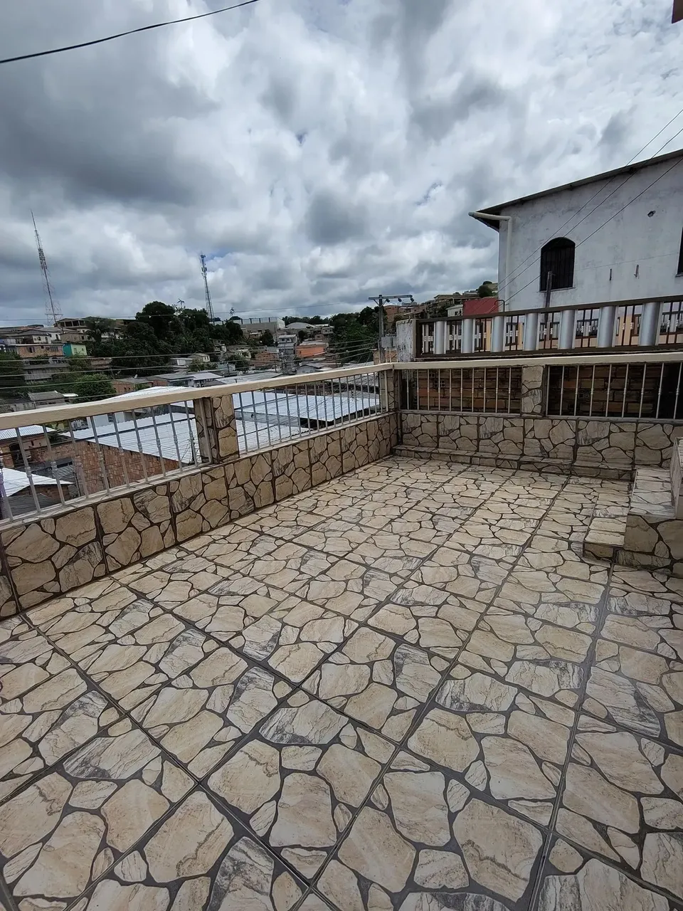 Casa disponível para venda no Japiim (Fica entre a Feira Polivalente e Lagoa do Japiim ).