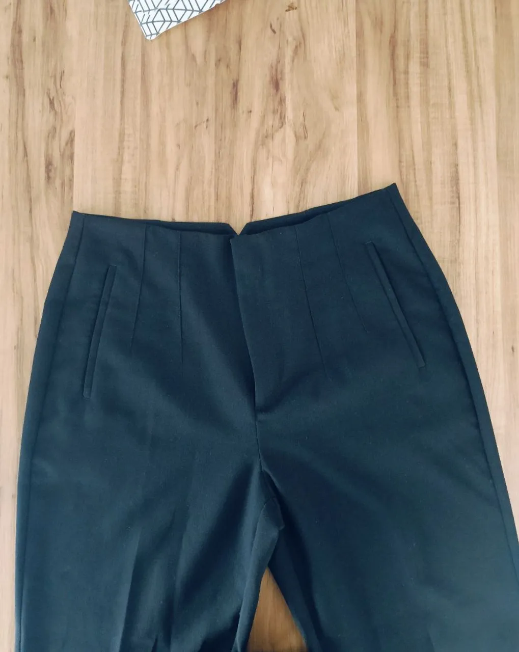 Linda calça de alfaiataria feminina- modelo Zara