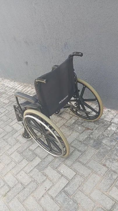 Cadeira de Rodas Ortobras
