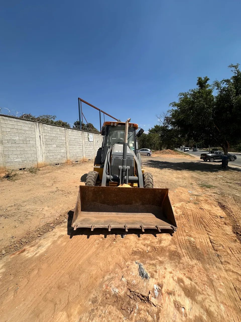 Retroescavadeira John Deere 310L 2020 - Foto 3
