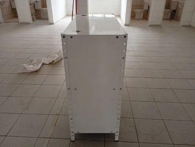 Balcão Metal com vidro - Foto 5