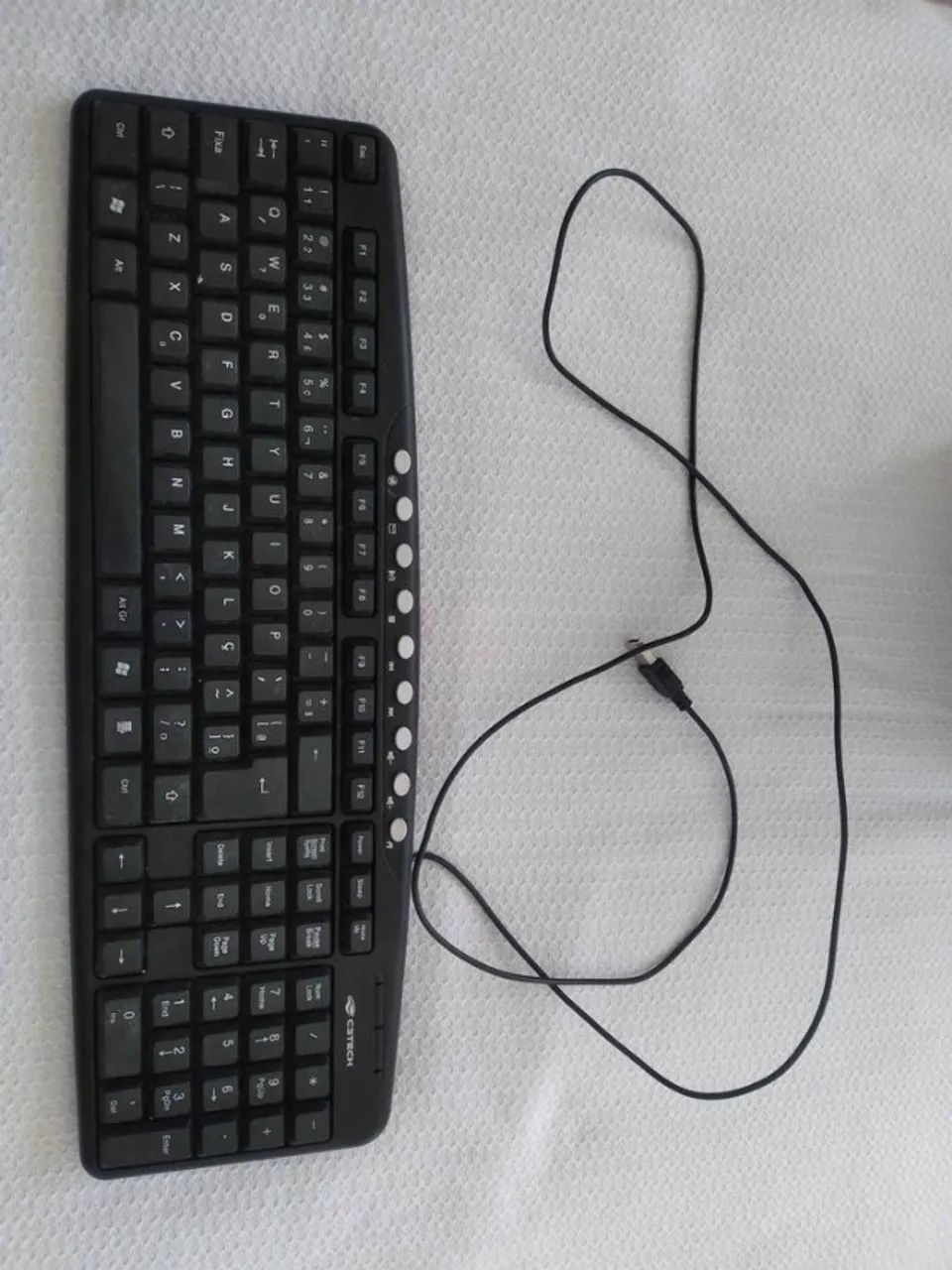 Teclado com fio funcionando perfeitamente