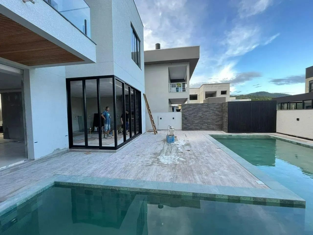 Casa Nova 4 Suítes com Piscina Condomínio Caledônia Private Village Camboriú - Foto 4