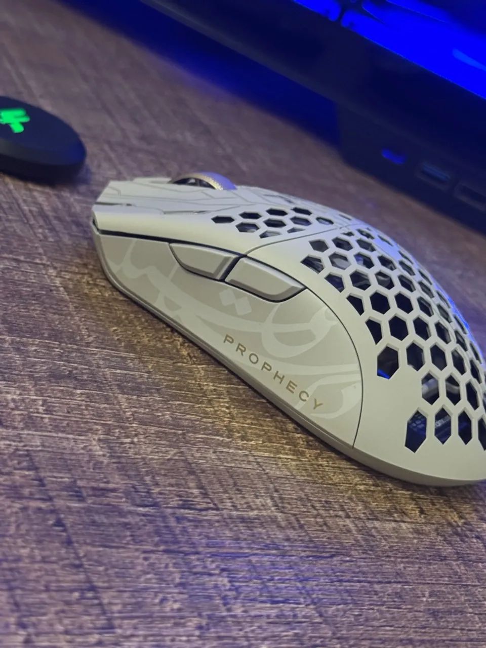 FinalMouse ULX Prophecy - Clix, Medium