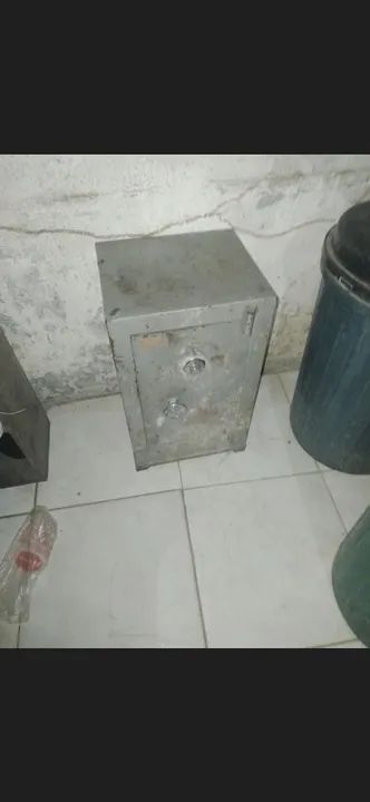 Cofre em perfeito estado - Foto 2