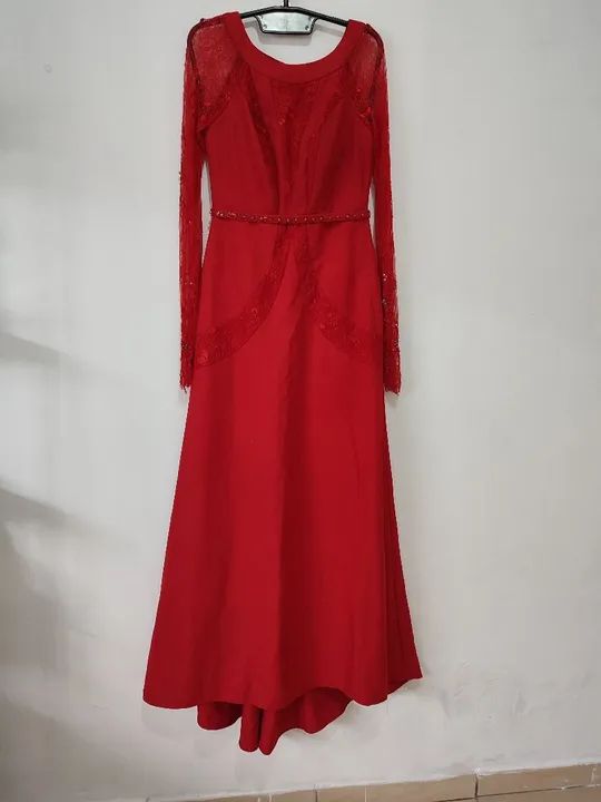 Vestido de festa Longo Vermelho de Renda - Foto 2
