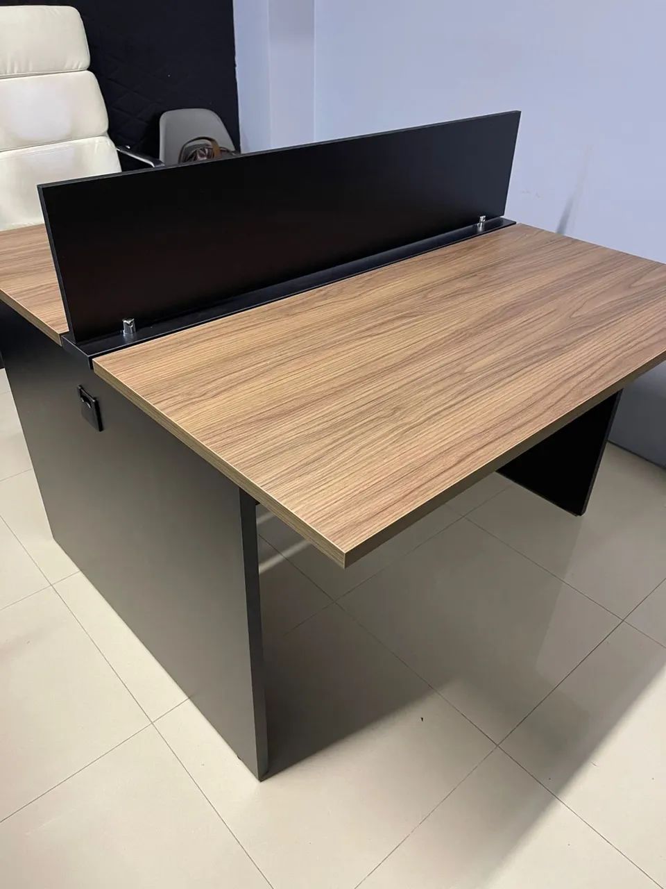MESA ESTACAO DE TRABALHO 2 lugares nogal/preto - LOJA IKONMIXOFFICE 