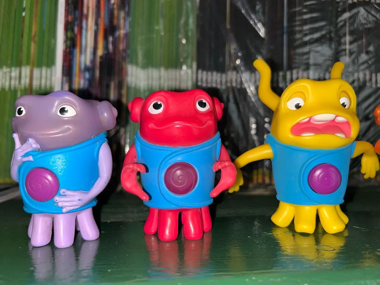 Bonecos do filme 'Home' - Coleção completa! - Foto 5