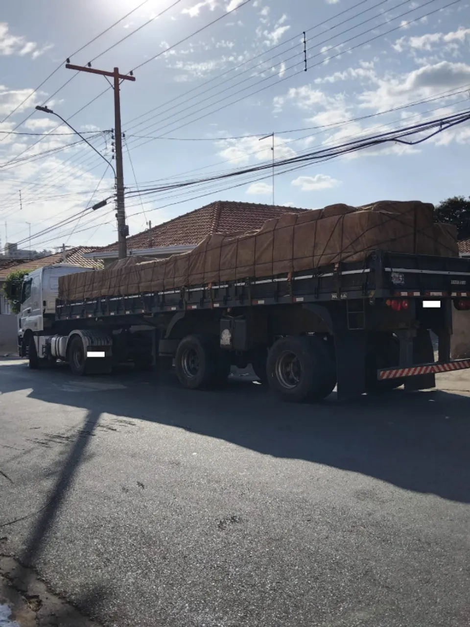 Carreta carga seca Noma 1+1 ano 2015