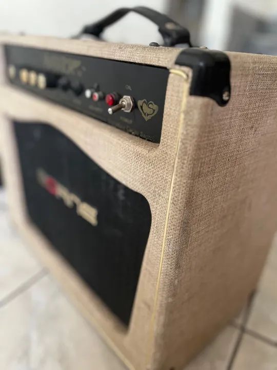 Amplificador de Guitarra Borne Warrior 50 - Foto 3