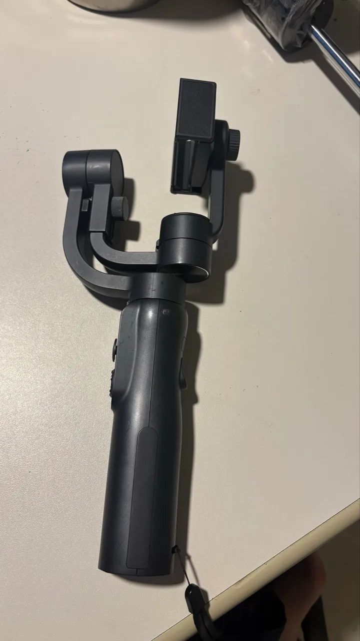 Gimbal preto seminovo64292478280578123