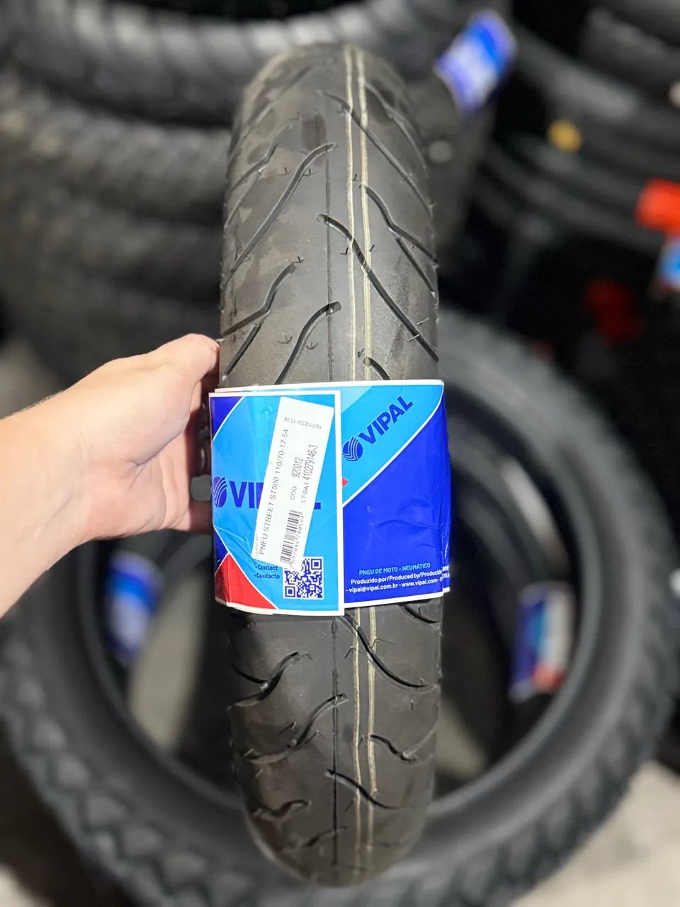 Pneu de moto 110/70/17 Vipal - Foto 3