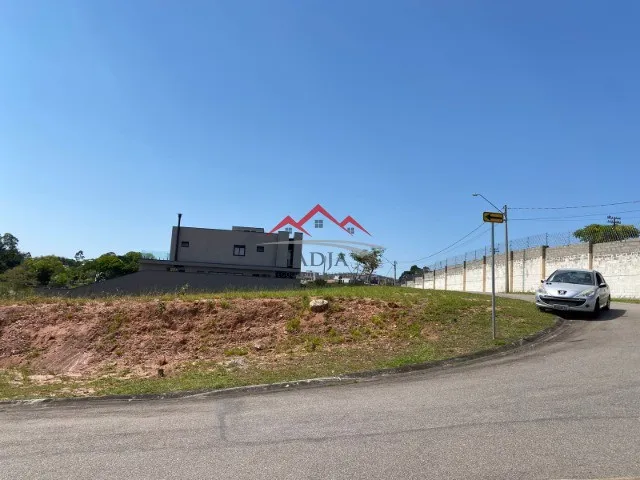 Terreno a venda no Condomínio fechado Bella Vitta Jundiaí - SP