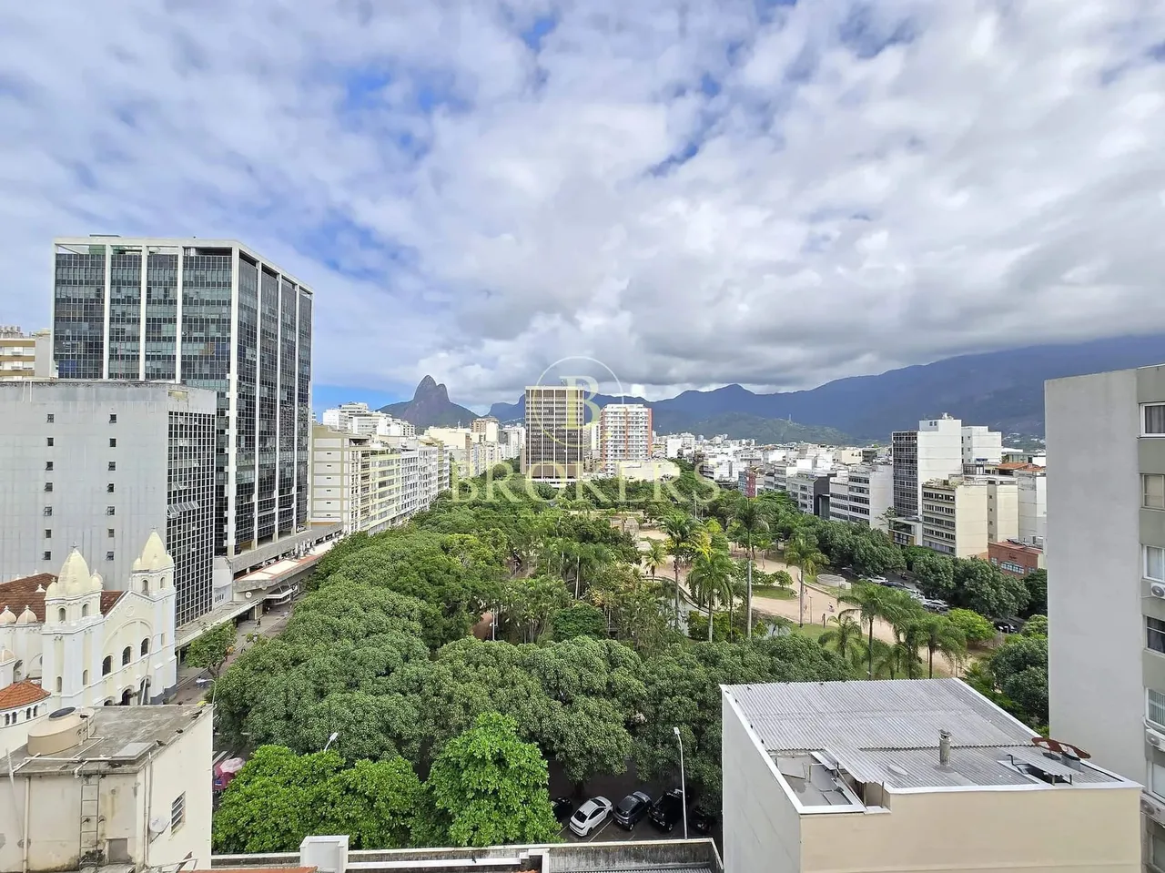 Sala à venda, Ipanema, Rio de Janeiro, Rua Visconde de Pirajá, Vista livre, hall de entrad