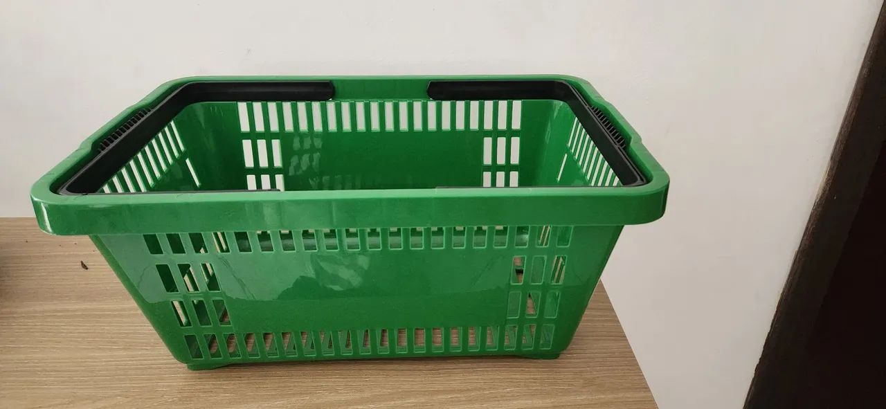Cesta de compras Dellaplast