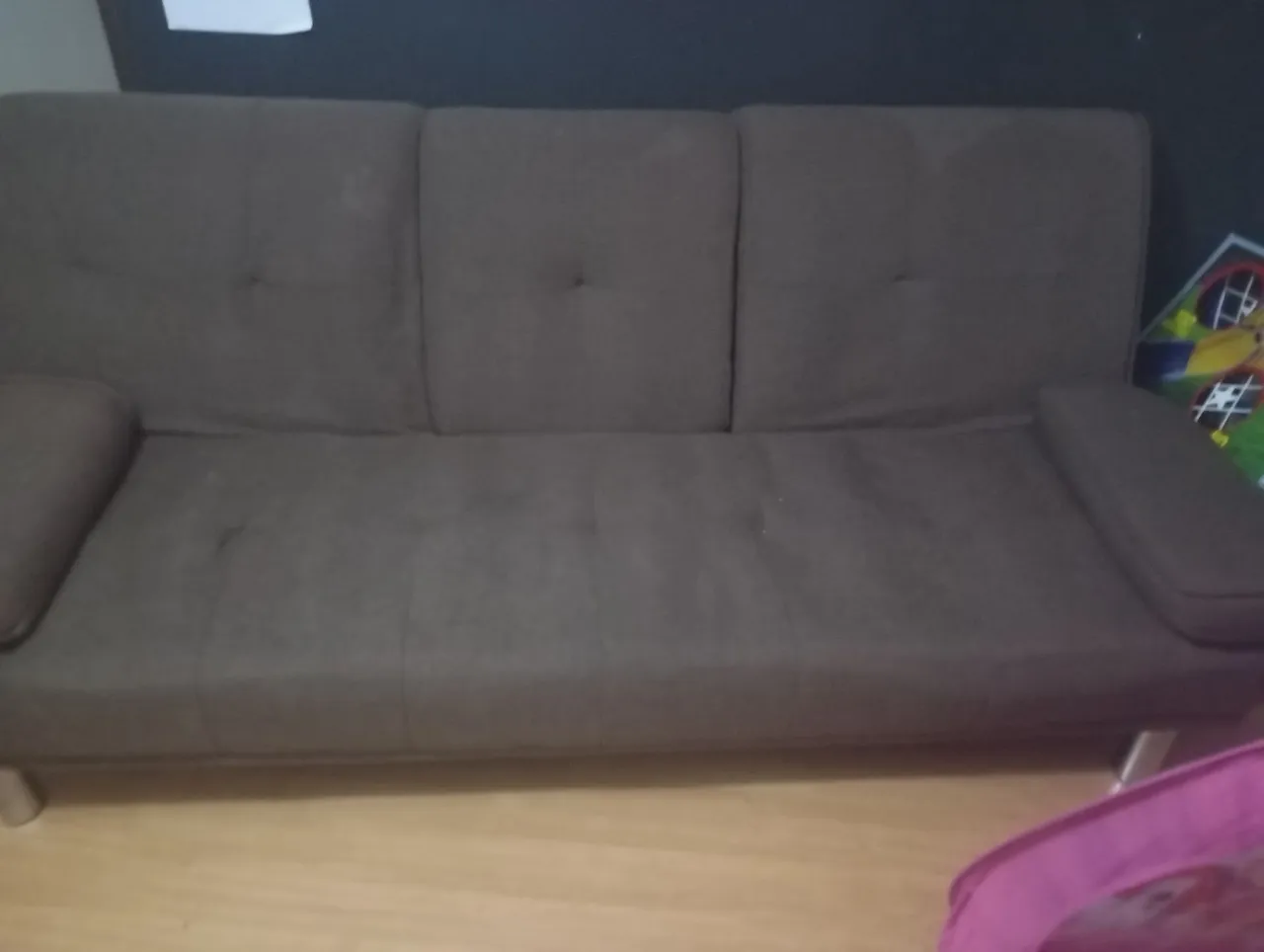 Sofá 3 lugares marrom
