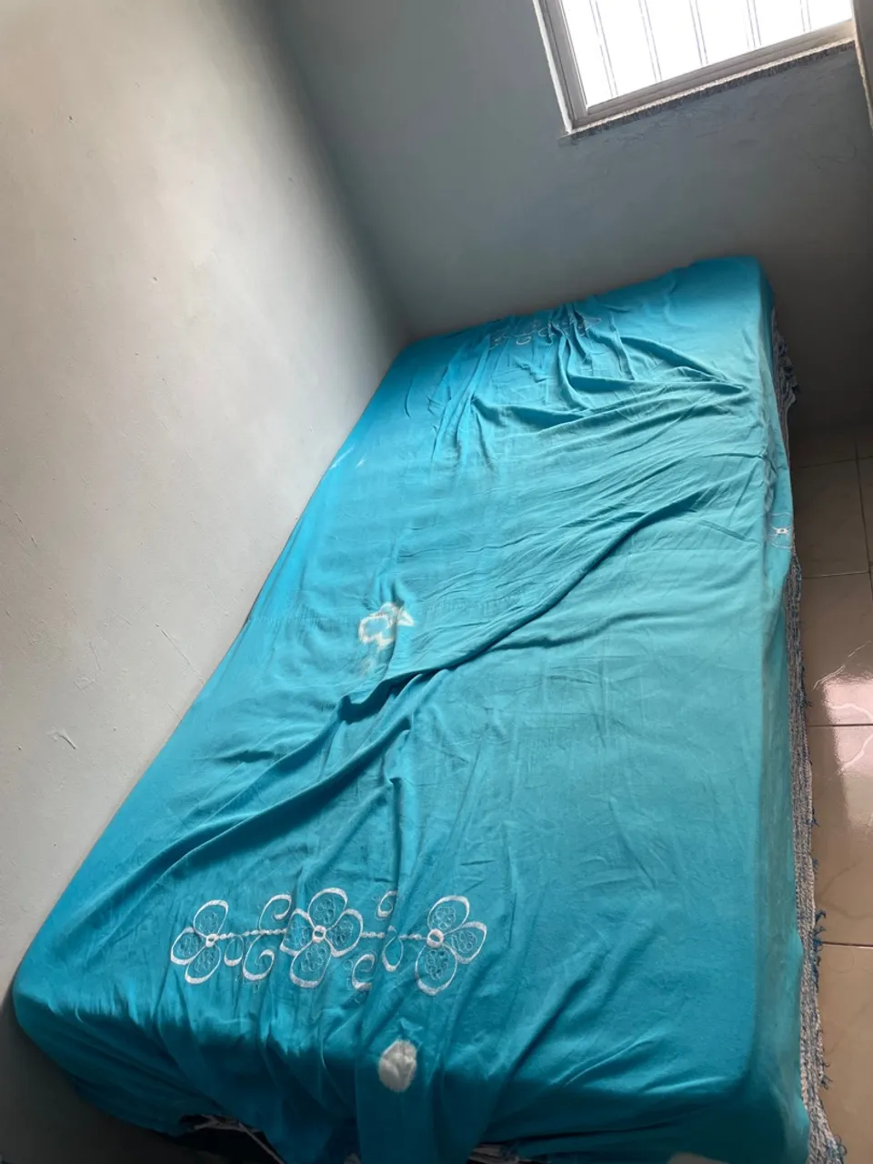 Cama box solteirão