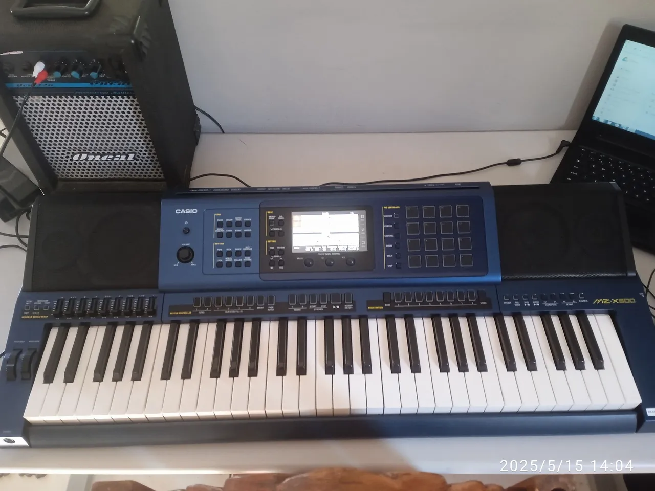 Teclado Casio MZ-X500 - Perfeito para músicos!