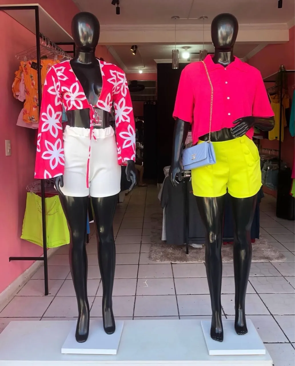 Manequim Preto Feminino