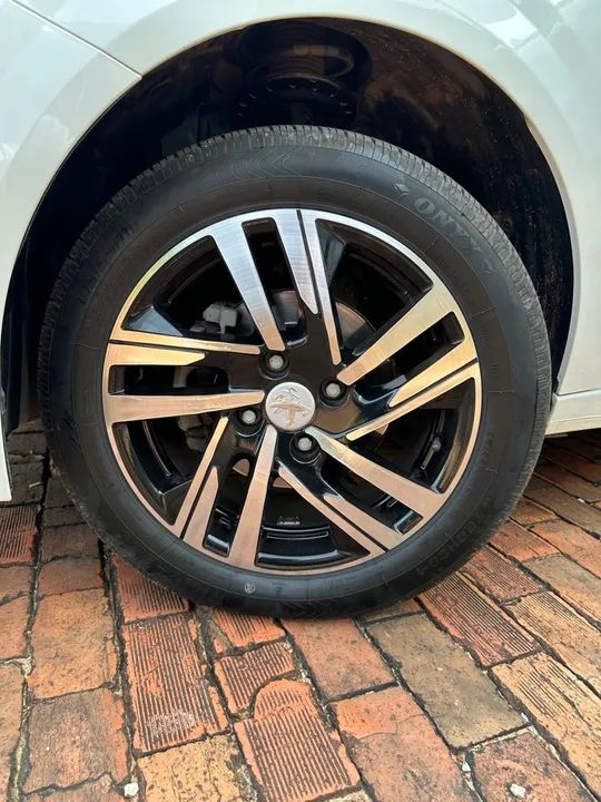 Peugeot 208 Automático 2023 - Foto 4