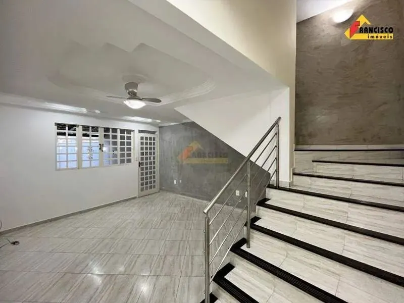 Casa para aluguel, 3 quartos, 1 suíte, 3 vagas, São José - Divinópolis/MG