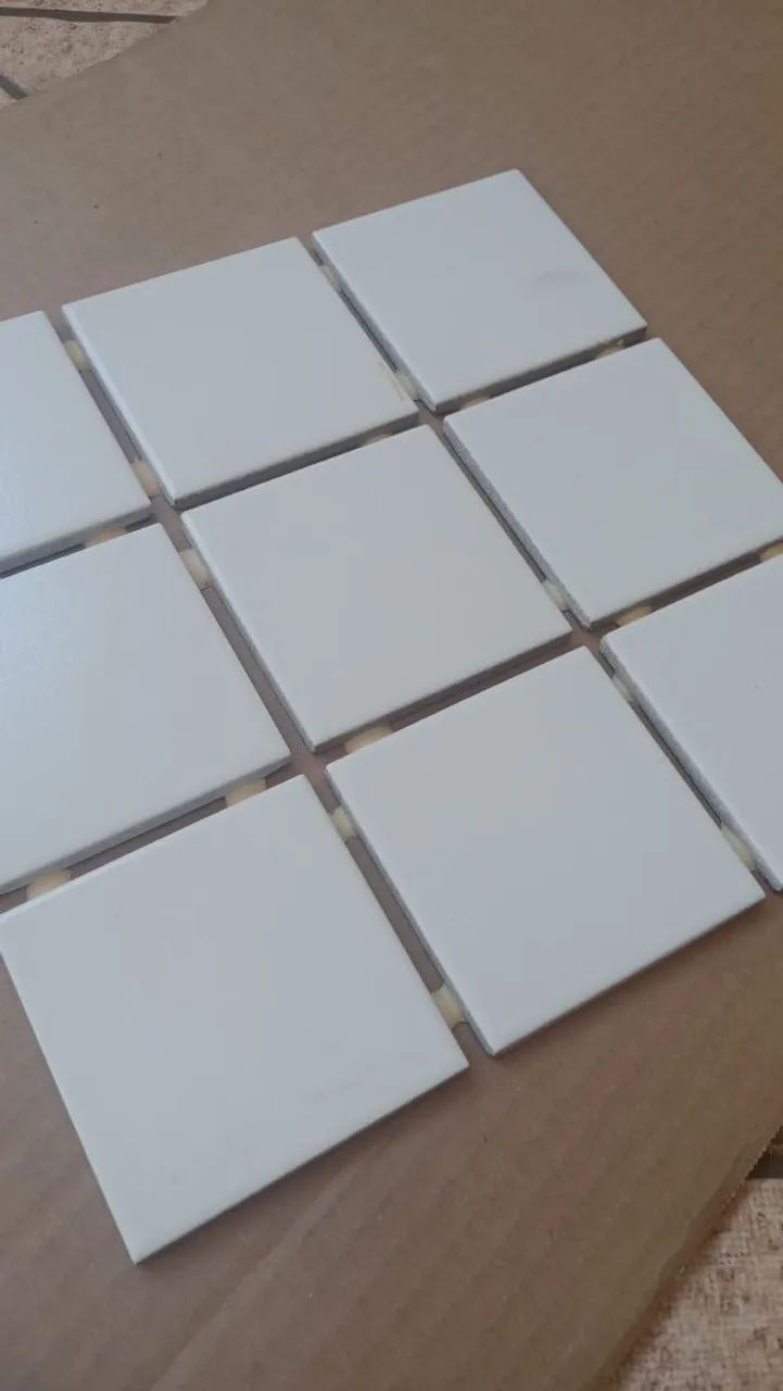 Azulejos quadrados brancos64962168489731121