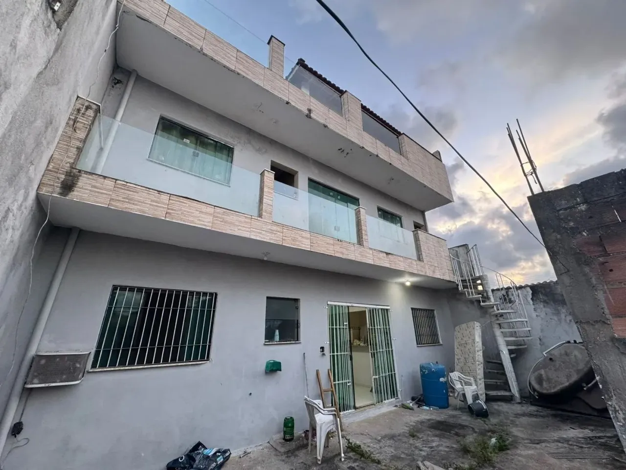 Casa para Venda em Peruíbe, 0ASIS, 3 dormitórios, 3 suítes, 1 banheiro, 4 vagas