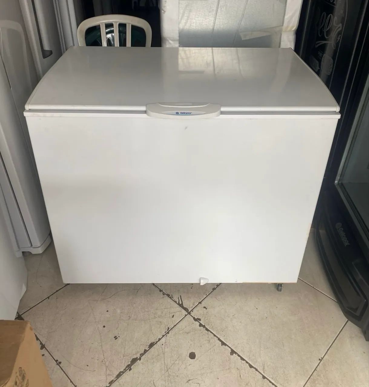 FREEZER HORIZONTAL GELOPAR 306 LITROS