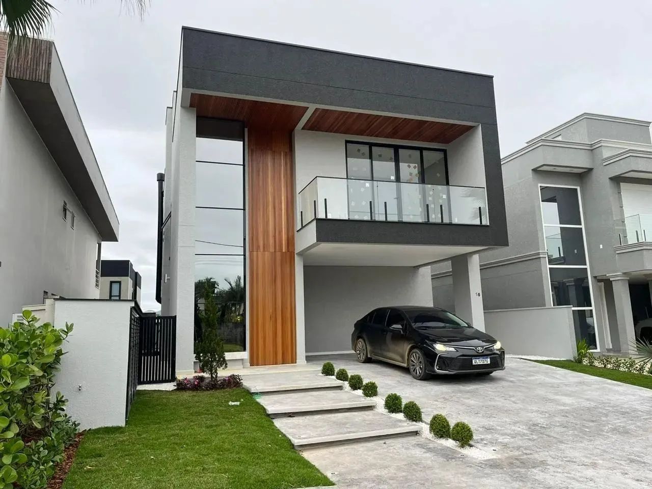 Casa Nova 4 Suítes com Piscina Condomínio Caledônia Private Village Camboriú