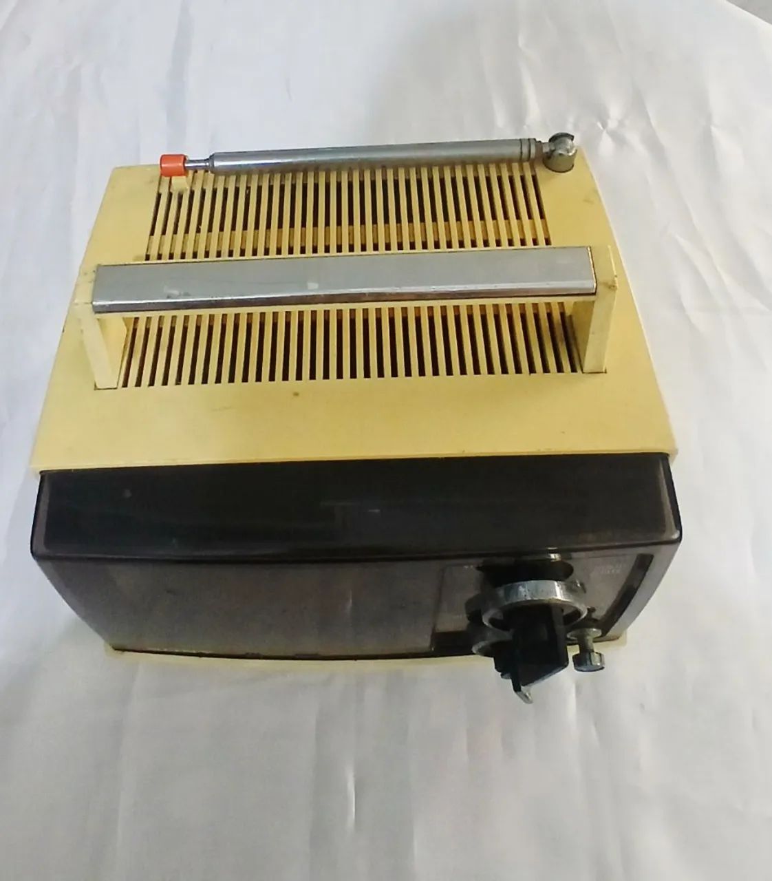 TV Sony Antiga preto/branco 5 polegadas - Foto 3