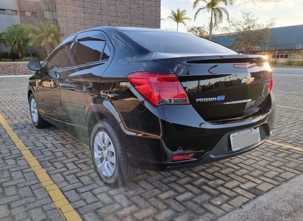 Chevrolet Prisma Sed. LT 1.4 8V Flexpower 4P 2018 - Foto 2